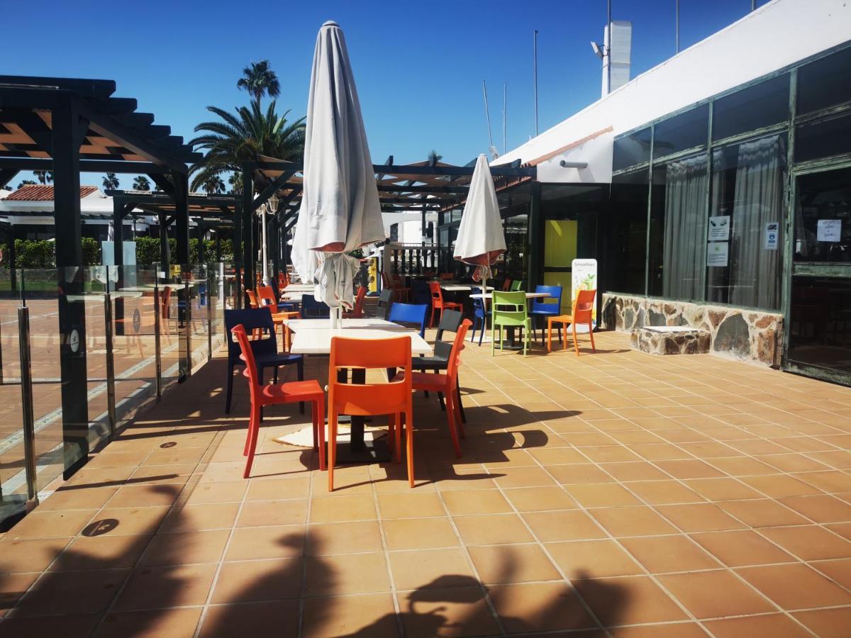 Private Room & Sunny Terrace San Bartolomé エクステリア 写真